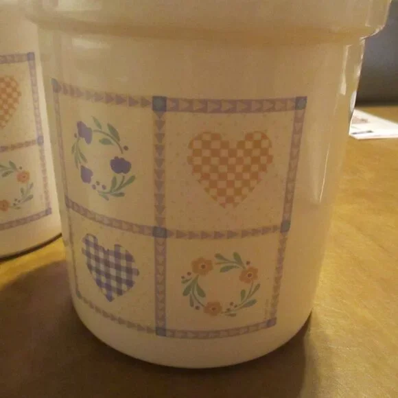 Hallmark Treasure Craft Auntie Em LARGE Ceramic Canister 1986 White Blue HEARTS - Picture 2 of 6